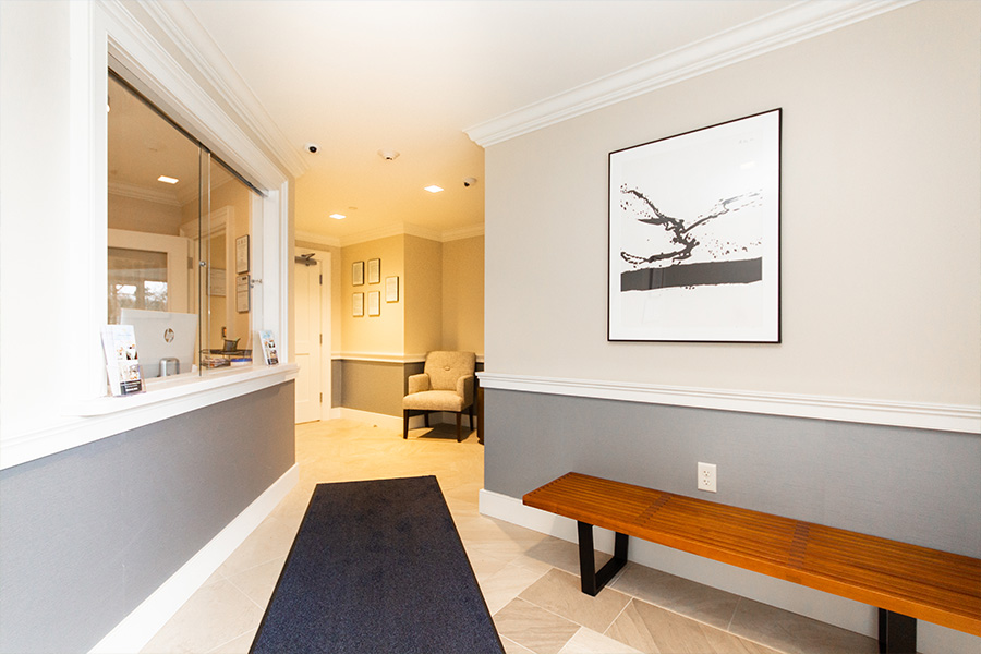 front desk area lobby at Sunrise Detox Center